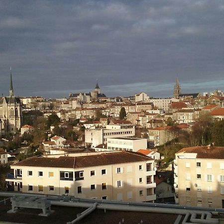 La Tour De Lavalette Bed & Breakfast Angouleme Exterior photo